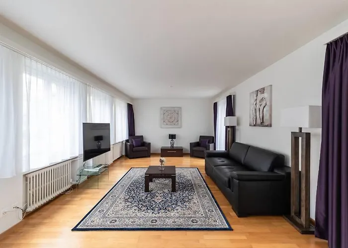 And Big 1 Bedroom Flat Center/near Apartamento